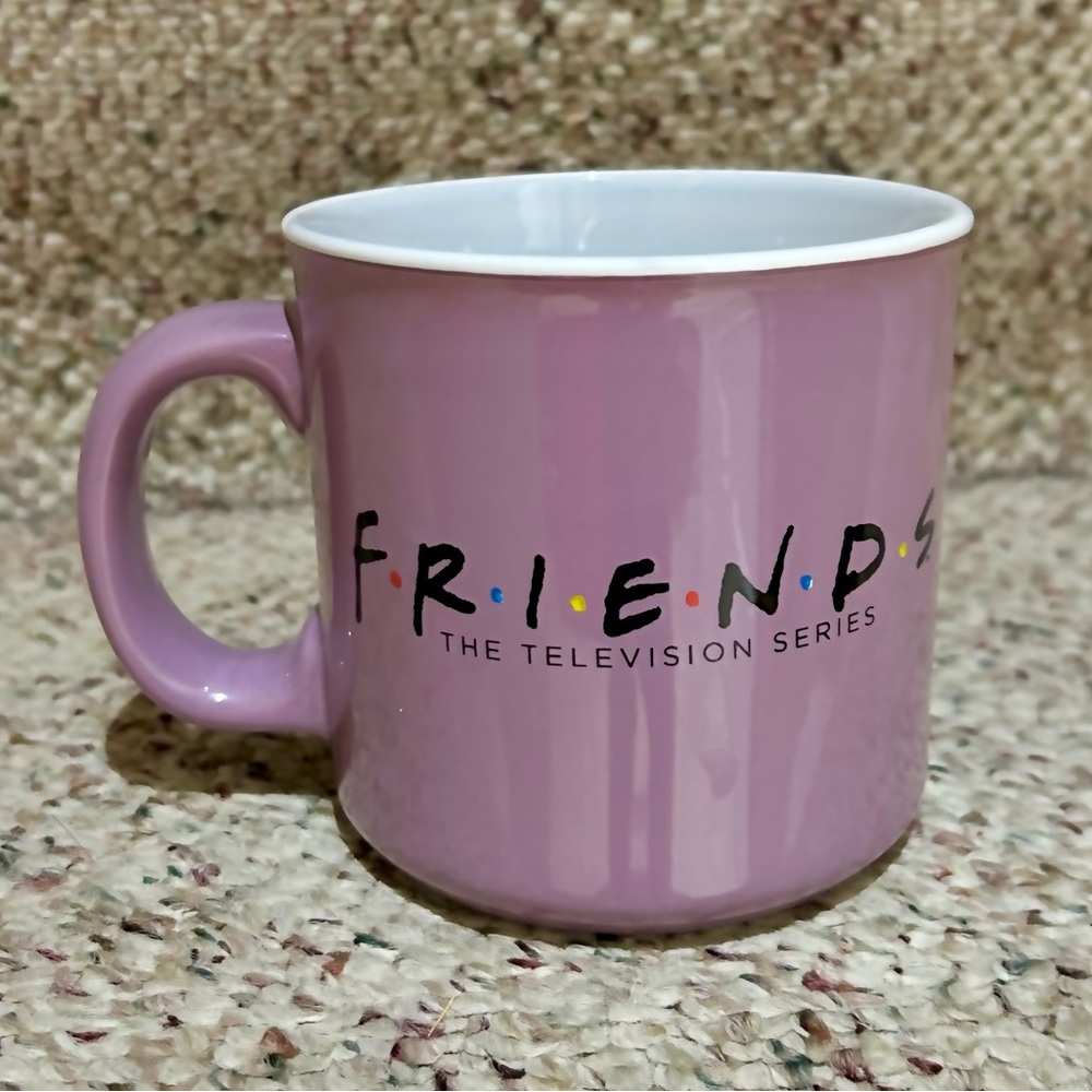 UNUSED • Francesca's FRIENDS Show Ceramic Mug 💜🛋️ 20 oz